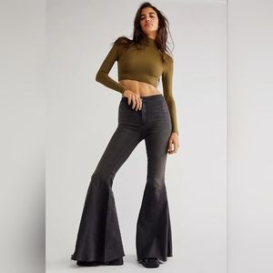 Free people just float on flare jeans 25